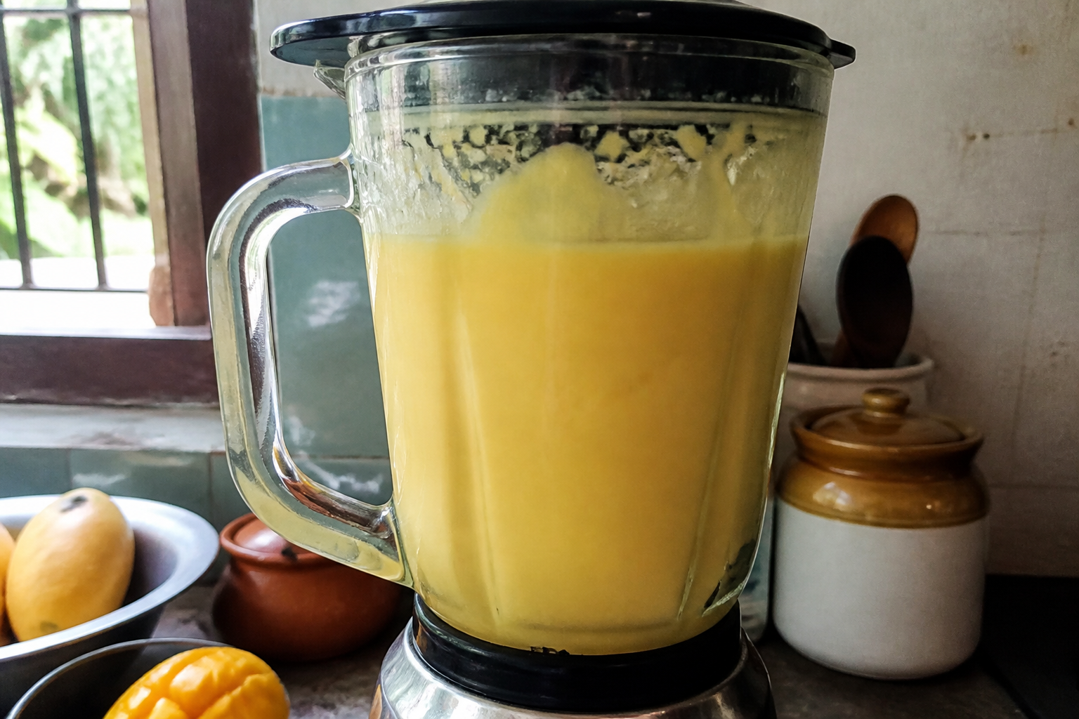 Creamy Mango Lassi — step 3