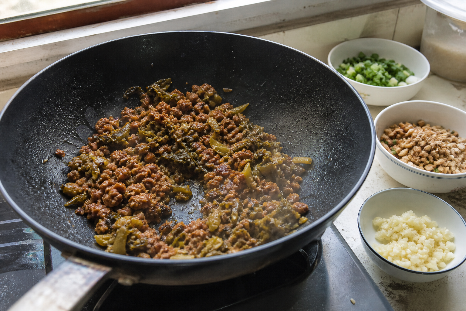 Hand-Mixed Dan Dan Noodles Bowl — step 1