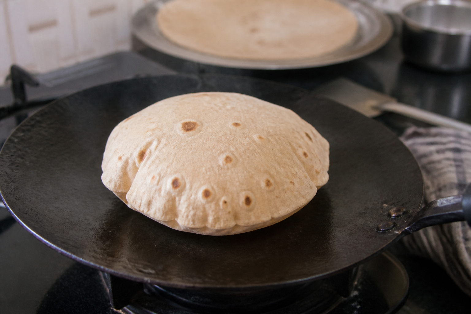 Chapati Recipe (Soft Everyday Roti) — step 4